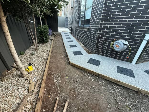 Garden Paths and Walkways 3